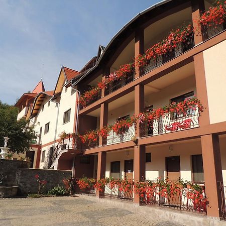 Bicfălău Mokus Panzio B&B 외부 사진