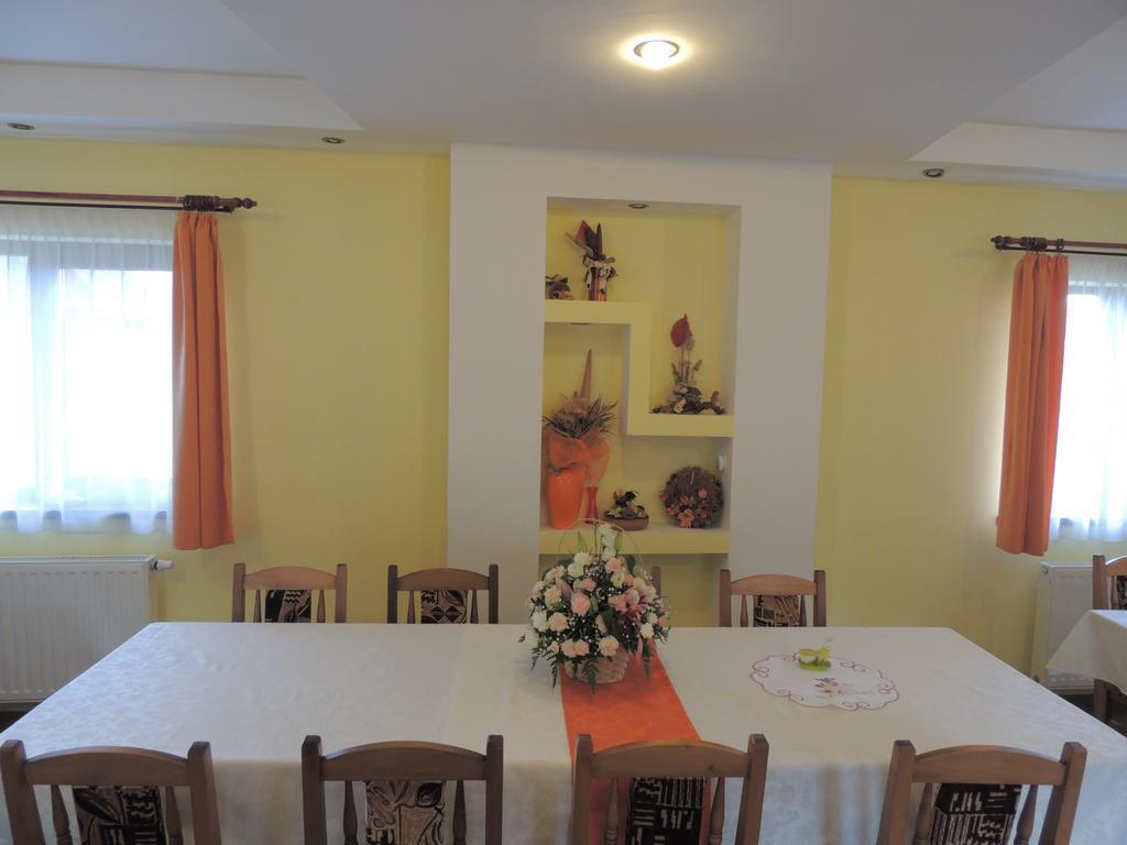 Bicfălău Mokus Panzio B&B 외부 사진
